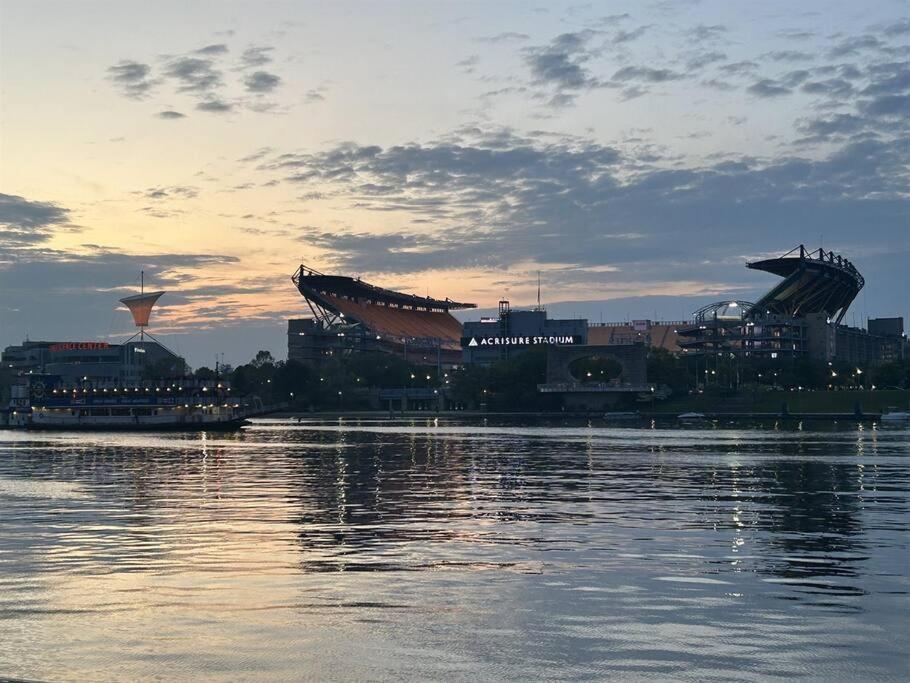 Sweeping Stadium Views Wonderfully Located 24-7 Parking Gym Lounge Pittsburgh Eksteriør bilde
